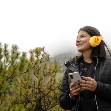 offline music app for iOS in airplane mode